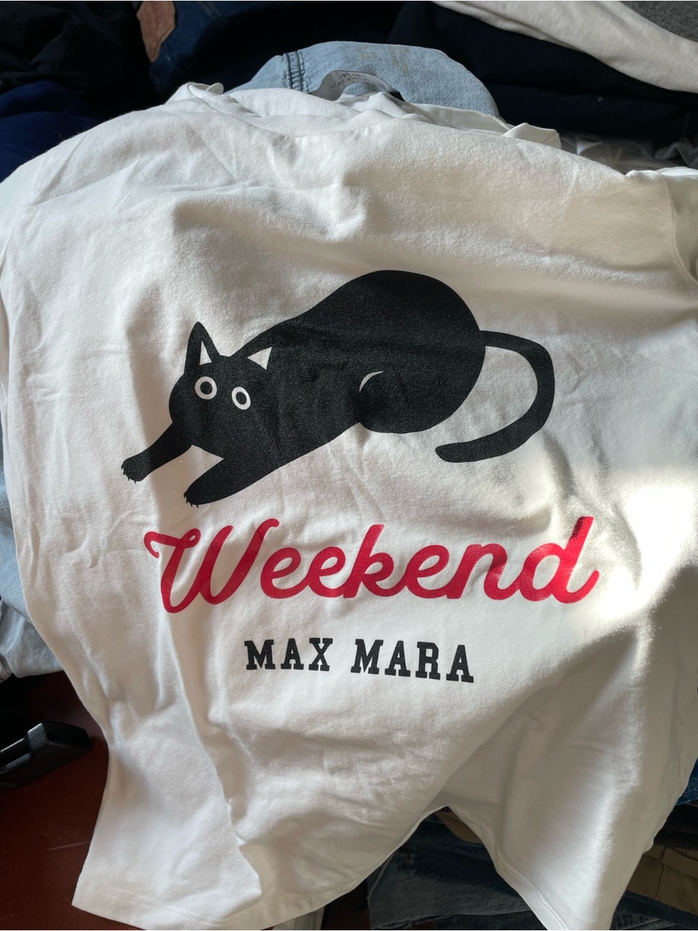 MaxMara Weekend White Crewneck Tee size medium good condition